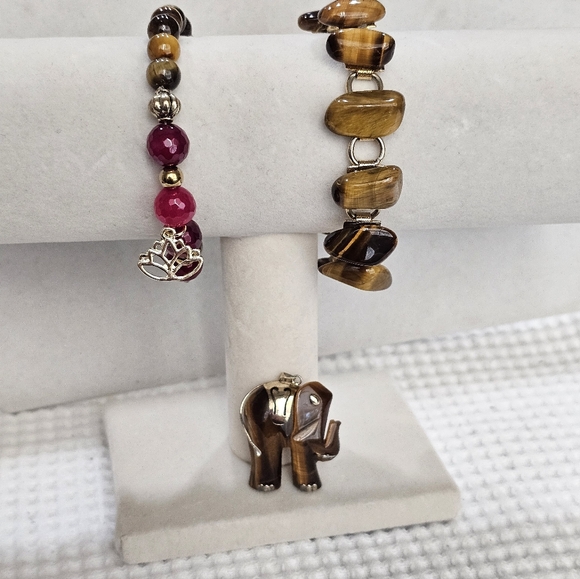 Jewelry - Tiger's Eye Bracelets and Pendant Bundle Set Vintage